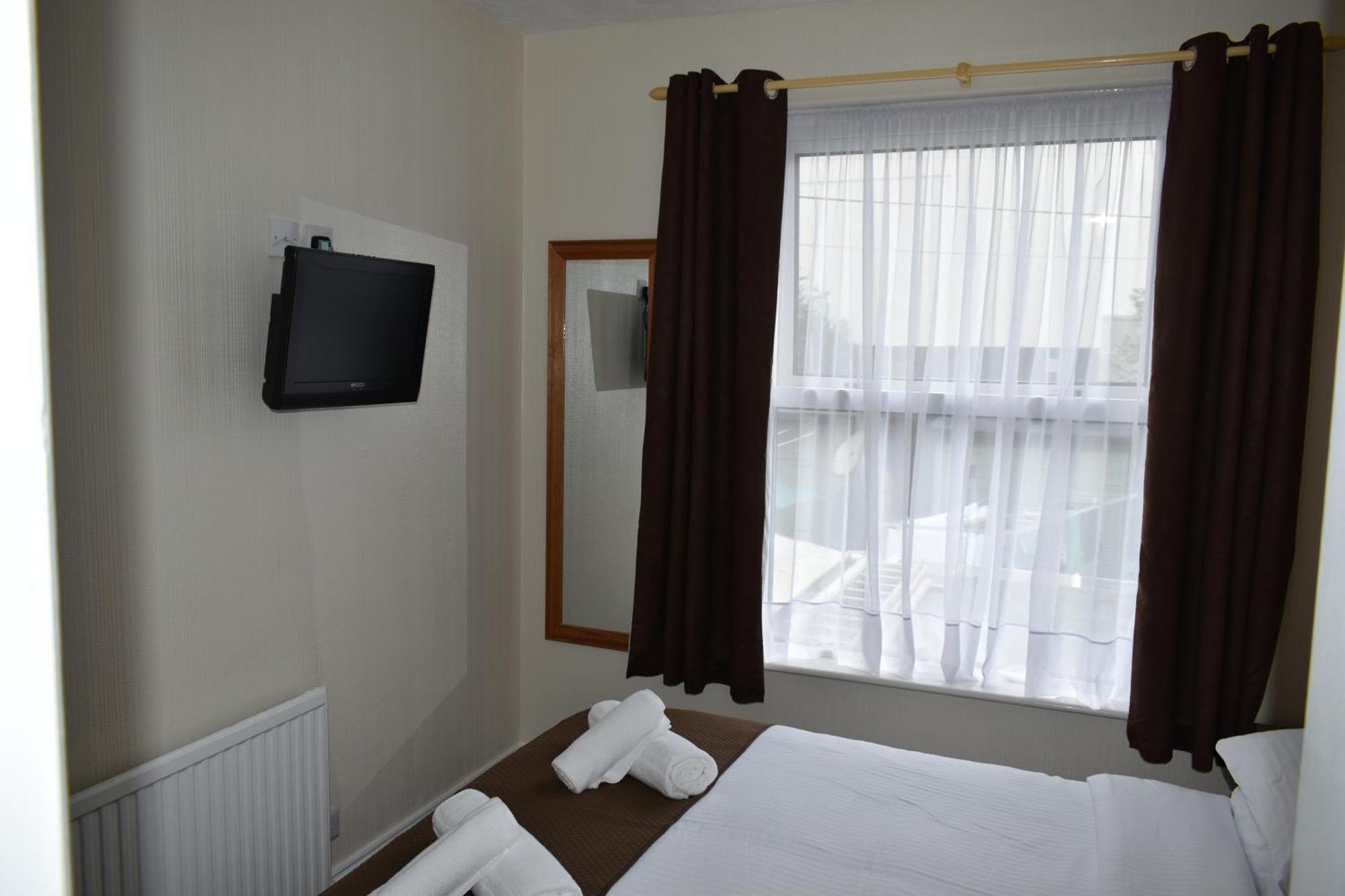 Trevellis Bed And Breakfast Newquay  Exterior photo
