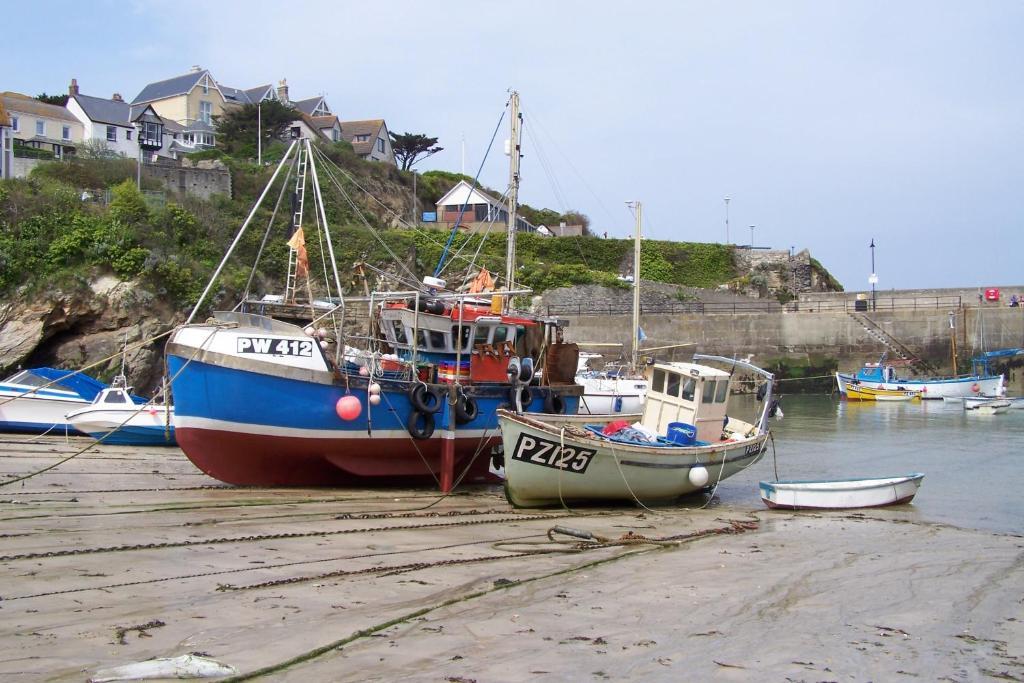 Trevellis Bed And Breakfast Newquay  Exterior photo